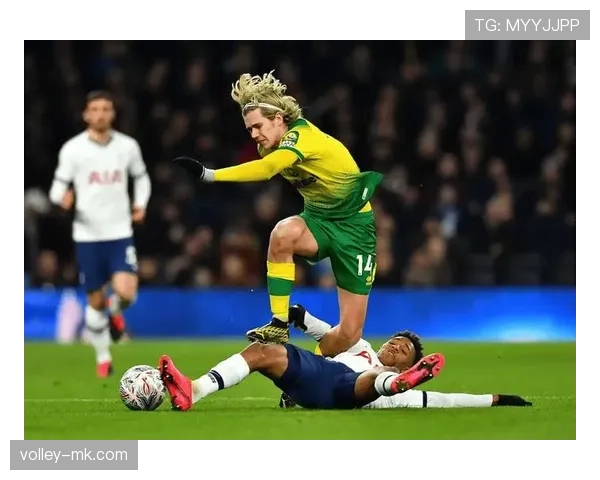 诺维奇门将神勇发挥，状态回暖助球队终结连败