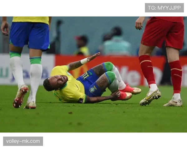 内马尔脚踝手术恢复进展顺利，状态回暖备受期待